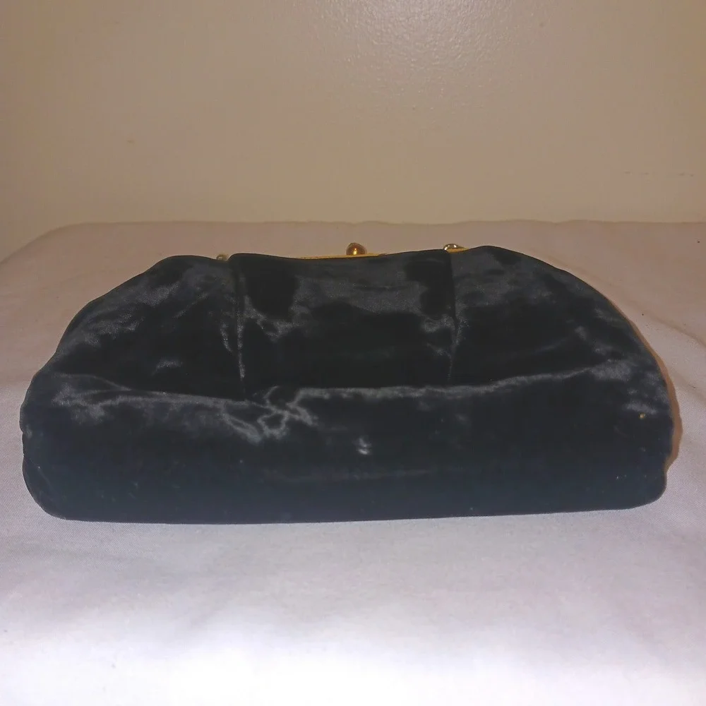 Vintage Old Hollywood Black Velvet Evening Bag Purse Rhinestone Kiss Lock